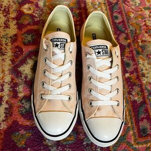 Pale a pink Converse, Size 8 Women’s